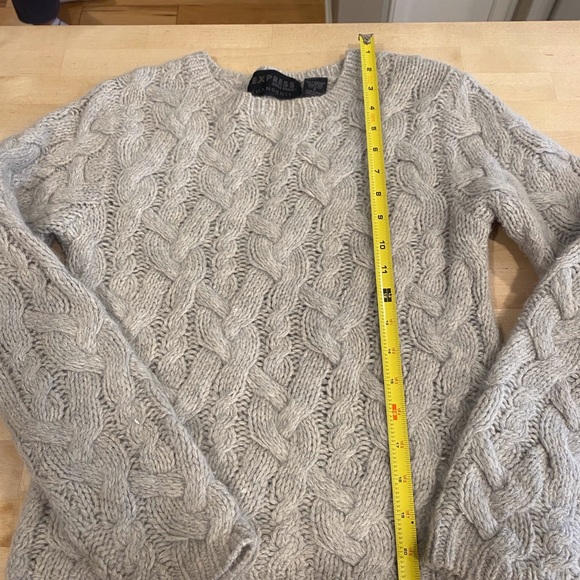 Express Handknit Lambswool size small light gray sweater. {127} - Picture 7 of 8